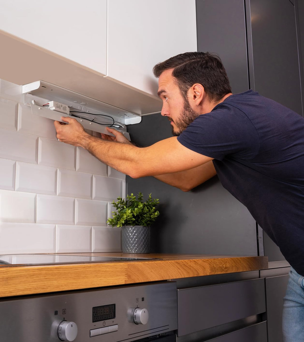 24" Hardwired Under Cabinet Lighting G59814