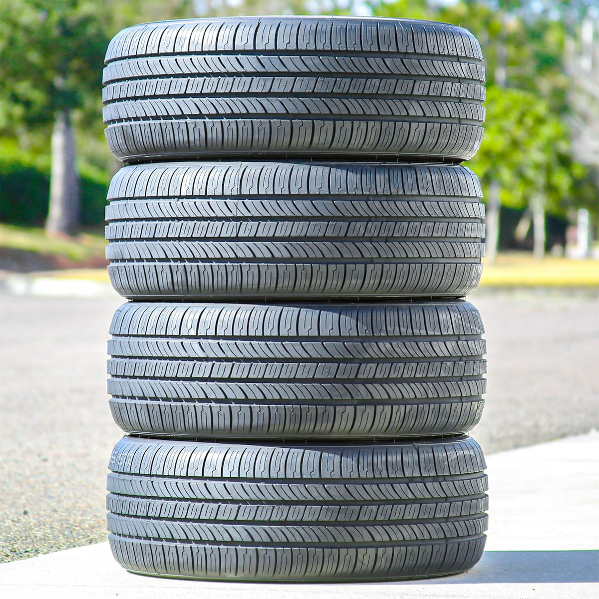 4 x All Season Tires Q132